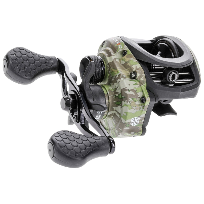 American Hero Camo Bait Caster Reel (Right Hand) - Lew's Fishing