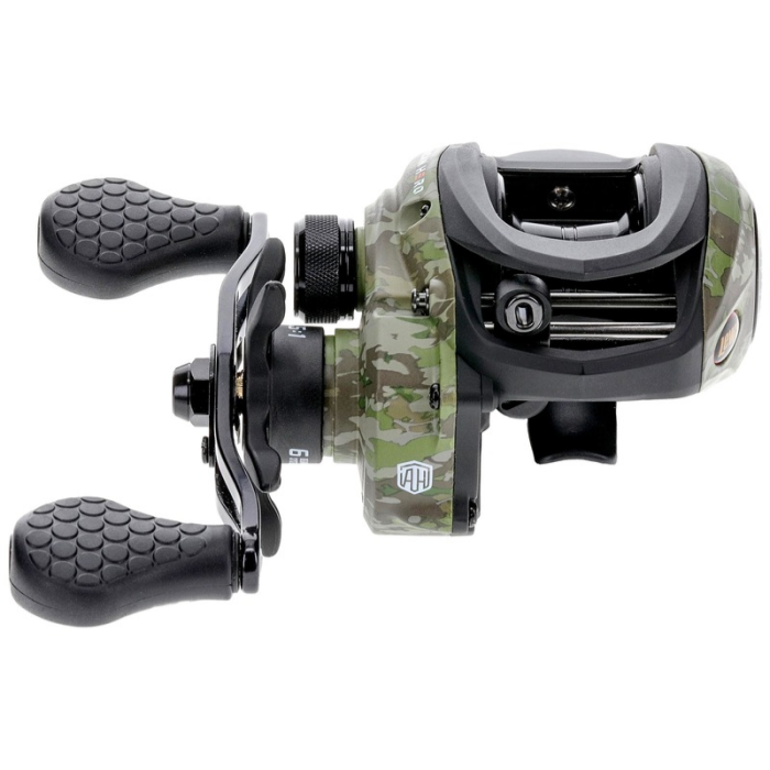 American Hero Camo Bait Caster Reel (Right Hand) - Lew's Fishing